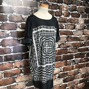 BCBGMAXAZRIA BCBG Tunic Dress Large L Short Sleeve Midi Black & White Top